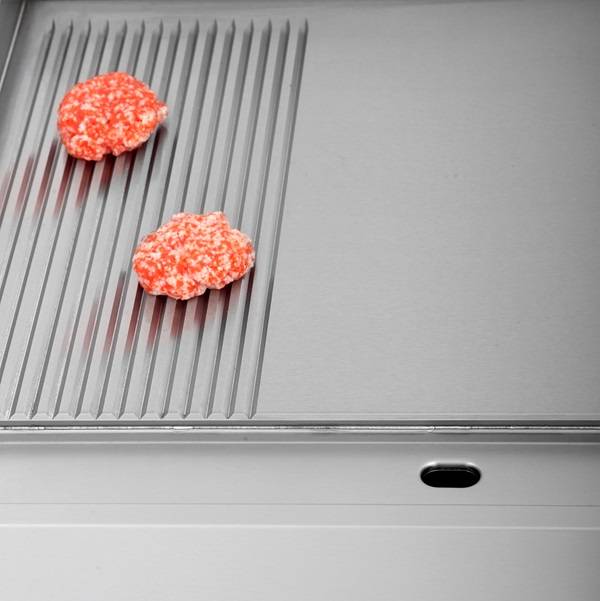 Gas Griddle – 1/3 Ribbed – 2/3 Smooth