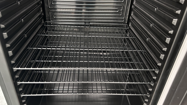 Black Refrigerator – 600 Litres – +2°C to +10°C