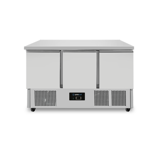 Refrigerated Counter | 3 Doors (1/1 GN) | +2°C to +8°C | 137 × 70 × 85 (H) cm
